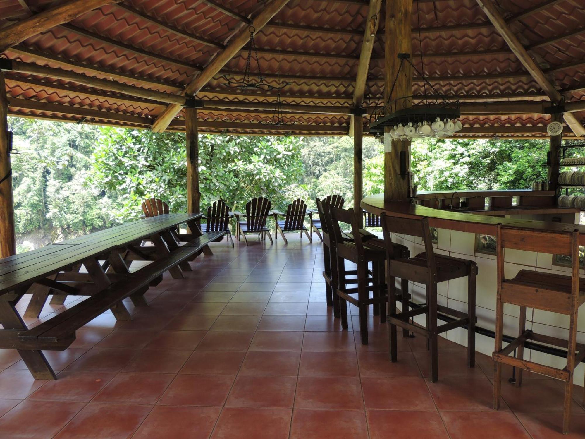 Pacuare River Lodge Bajo Tigre Екстериор снимка